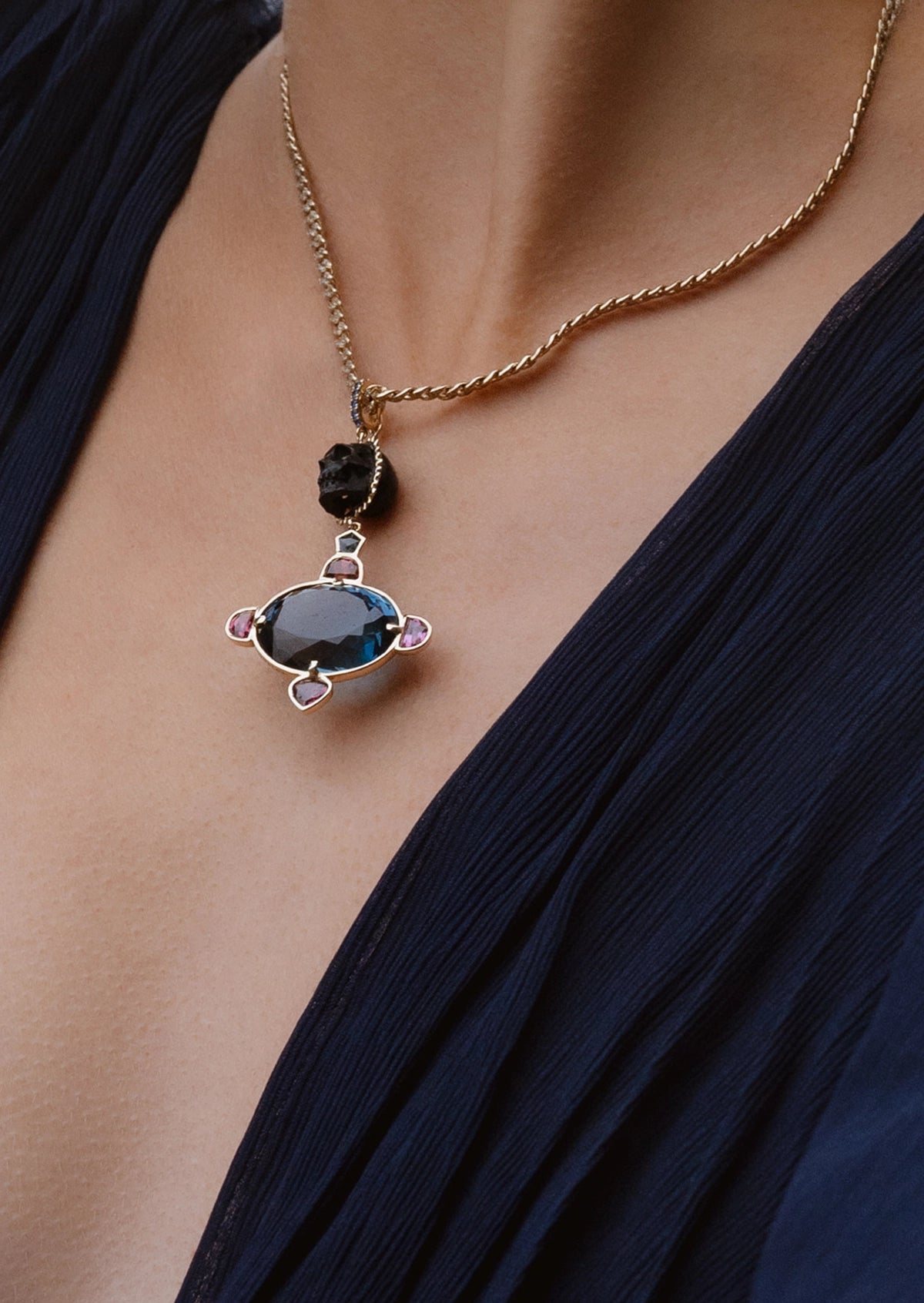 Abyss Skull Pendant
