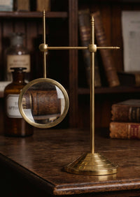 Observatory Magnifying Stand