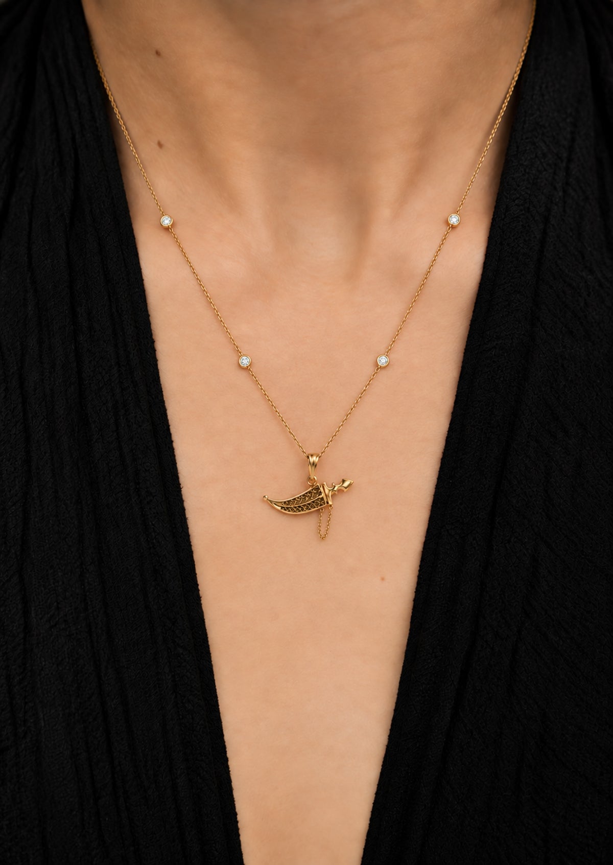 Scimitar Dagger Charm