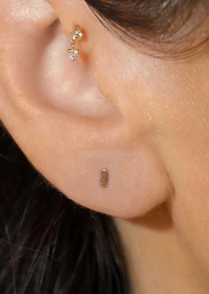 Ripple Gold Bar Threaded Flat Back Earring