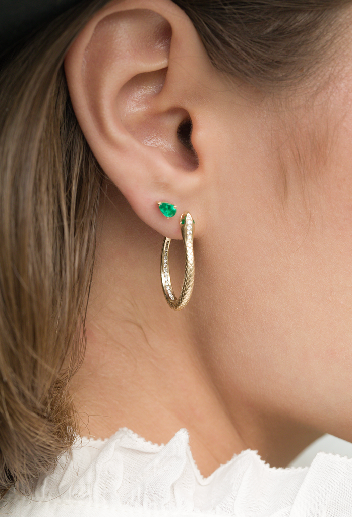 Mini Pear Emerald Threaded Flat Back Earring