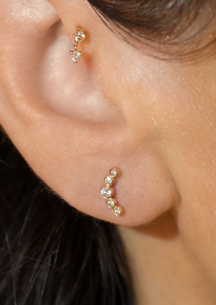 Open Curve 5 Diamond Threaded Flat Back Earring
